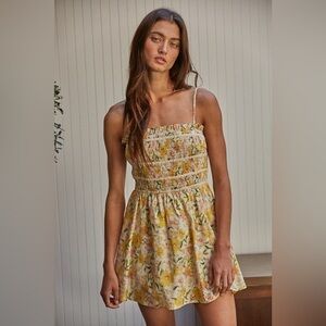 NWT By Together COTTON FLORAL MINI DRESS/ROMPER- CREAM/YELLOW FLORAL size Medium